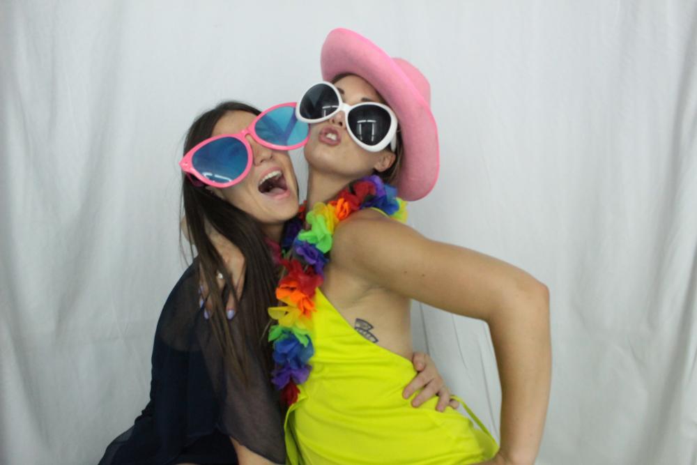 Laura & Oliver | View more photos from the event at gallery.myphotoboothexperience.co.uk/u/MyPhotoBoothExperienceLtd/Laura-Oliver
